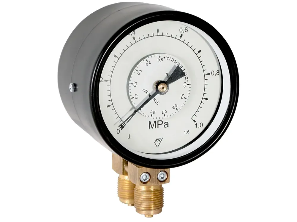 Akce diferenční manometr 03352-S/MM100D/117/1,6 0/1,6MPa, 2 x G1/2", spodní přip.